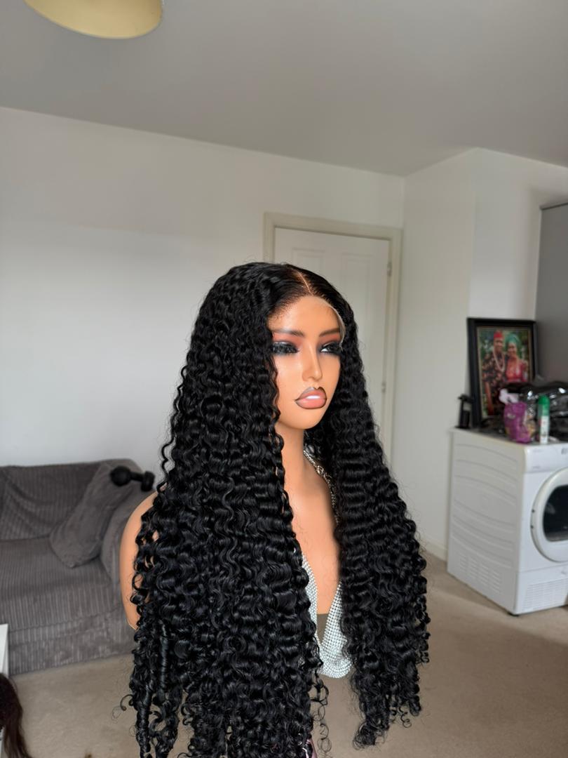 Wig Diana | 26-inch Super Double Drawn Pixie Curls – 5x5 HD Closure (400g) - Image 4