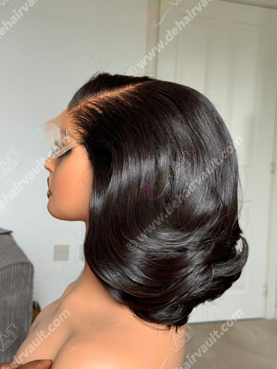 Wig Tiana | 10-inch Single Donor Layered Bob – 5x5 HD Closure (200g) - Image 3