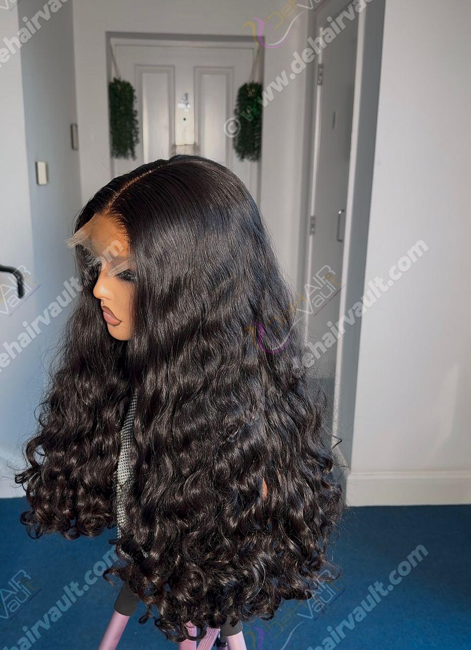Wig Charu | 20-inch Raw Indian Curly Hair – 5x5 HD Closure (400g) - Image 2