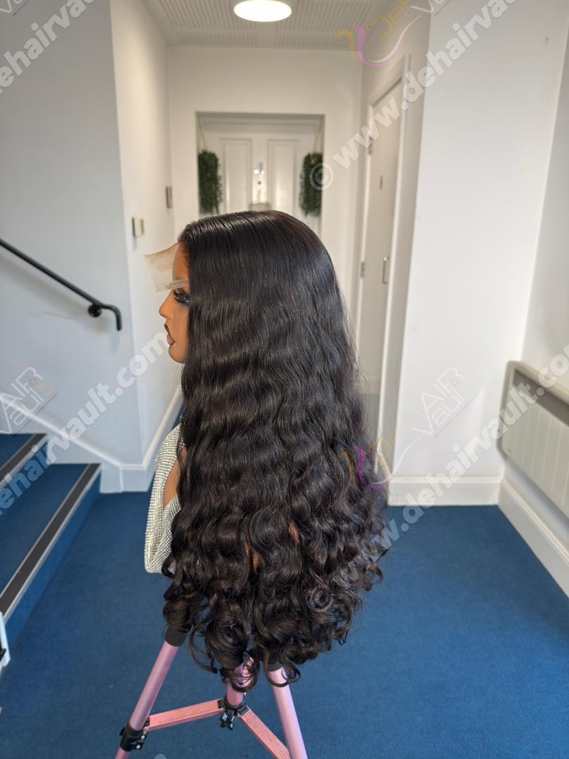 Wig Charu | 20-inch Raw Indian Curly Hair – 5x5 HD Closure (400g) - Image 4