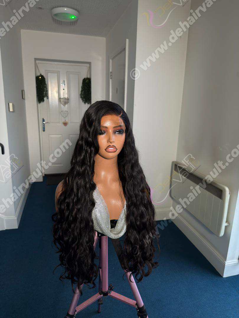Wig Krishna | 24-inch Raw Indian Wavy Hair – 5x5 HD Closure (400g) - Image 2