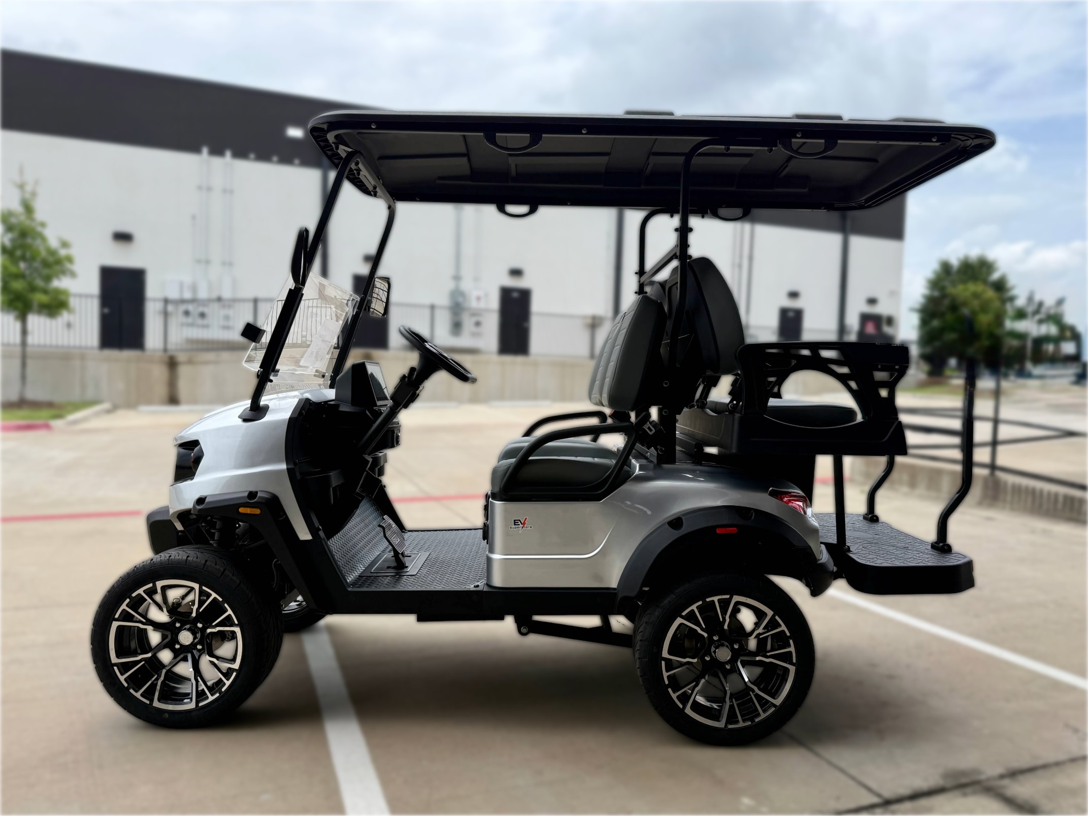 2026 Solana F 2+2
