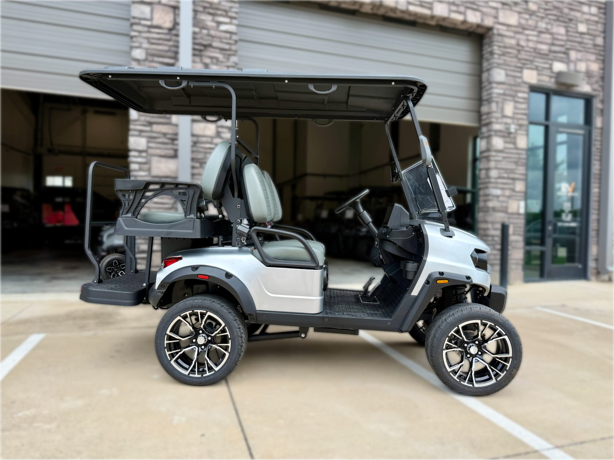 2026 Solana F 2+2