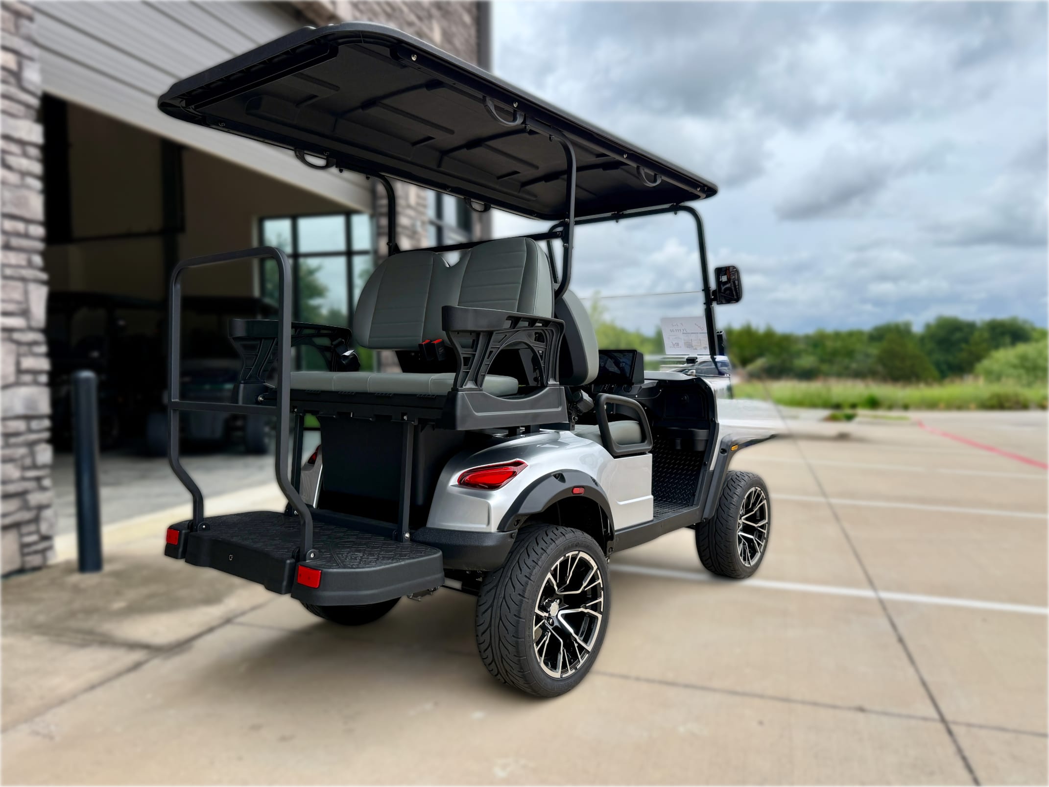 2026 Solana F 2+2
