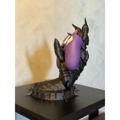 Suporte Controle Gamer Senhor dos Aneis Mao de Sauron Decorativo PS5 PS4 Xbox 3D em impressão 3D — Moldz3D — foto 4