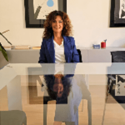 Avvocato Avv Stefania Frascari