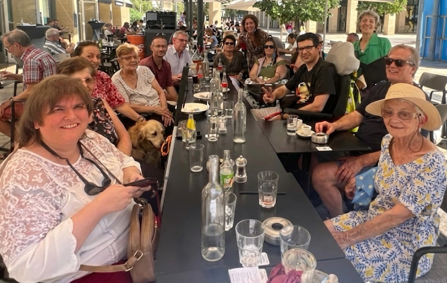 Convivialité et séjours — cafés blabla et week-ends