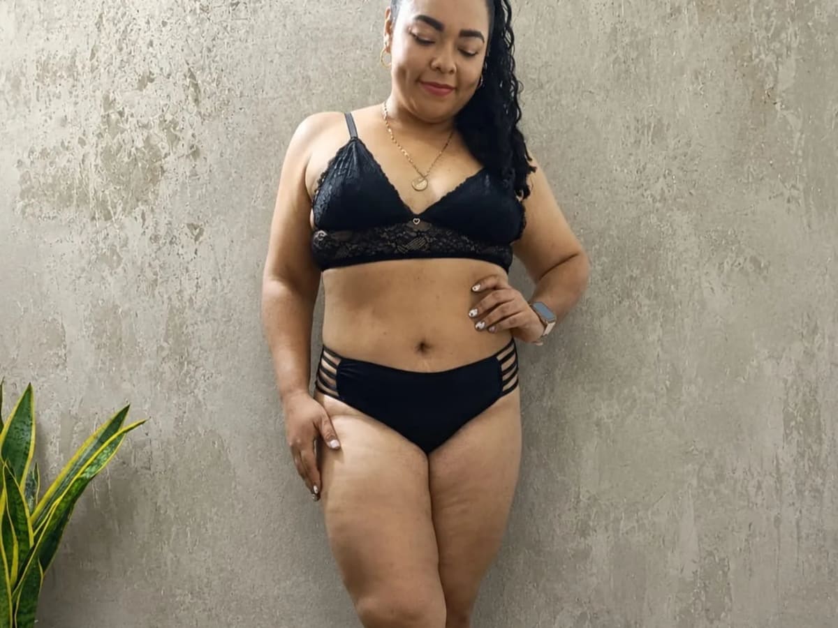 Conjunto de Lencería con Bralette de Encaje – Tallas Grandes | Vicsy — tallas grandes Colombia | Vicsy