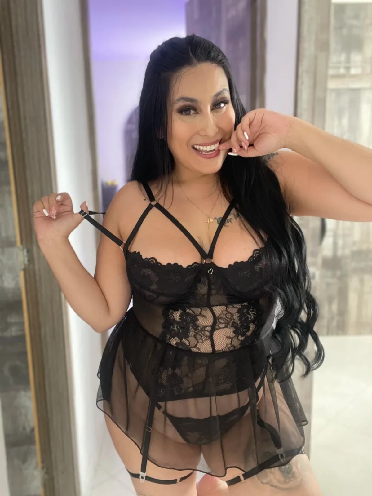 Baby Doll de Encaje con Liguero – Plus Size | Vicsy — vista principal