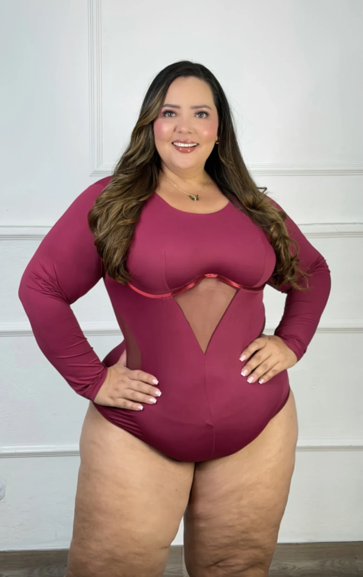 Body con Escote en V y Malla – Tallas Grandes | Vicsy — vista principal