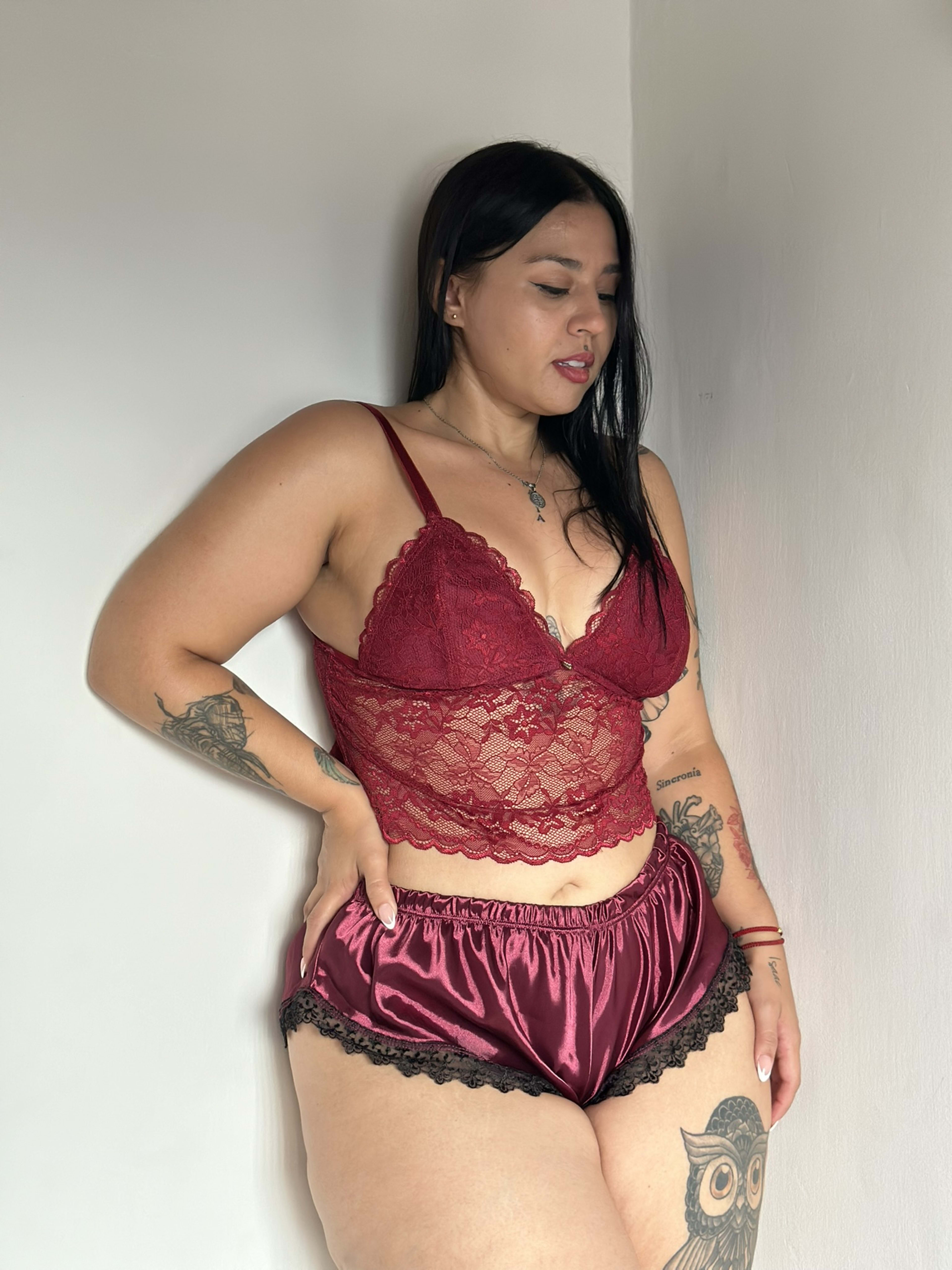 Pijama Encaje y Satín 2 Piezas – Hecho a Medida | Vicsy
