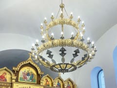 «Смотрится просто феерично»: Часовня у кладбища Бердска получила акт приемки