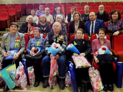 27 января в ДК «Родина» состоялся Городской открытый урок истории «Блокада глазами детей», посвящённый Дню воинской славы России – Дню полного освобождения Ленинграда от фашистской