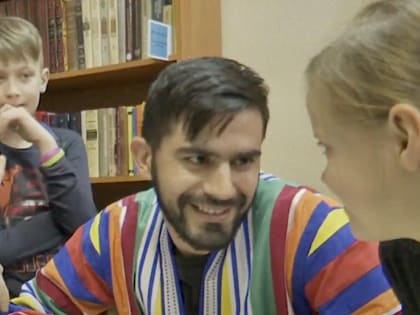 Объясняться на персидском научили новосибирцев в День родного языка