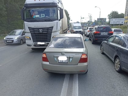 Дорожное происшествие с грузовиком в Сузуне