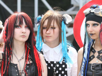 Не трогай меня: как семье с подростком пережить пубертатный кризис