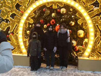 Новогодняя афиша: чем заняться в праздничные выходные и на каникулах