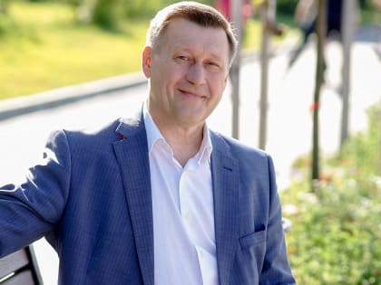 Мэр Новосибирска поздравляет с Днём работников ЖКХ