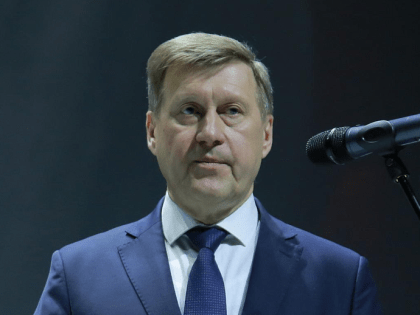 Мэр Анатолий Локоть поздравляет с Днём народного единства
