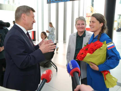Космонавтка Анна Кикина прилетела в Новосибирск для празднования Дня города