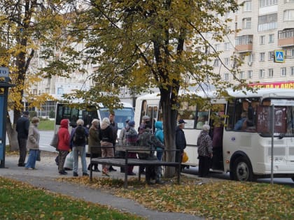 Глава Бердска утвердил расписание дачных автобусов до водозабора и «Бытовика»