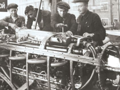 Малоизвестные факты истории Новосибирска: 80 лет назад новосибирцы уже помогали Луганску