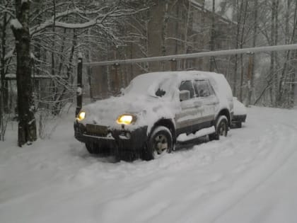 Водитель Mitsubishi Pajero обвиняется в гибели ребенка выпавшего из санок на ул. Выставочная 32