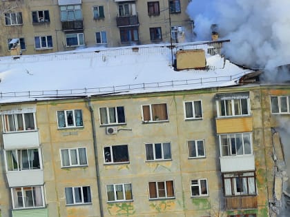 Тело женщины и ребёнка извлекли из-под завалов дома на Линейной