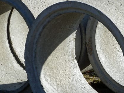 Деформацию коллектора на площади Труда исправит «Комбест»
