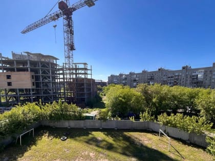 Прокуратура Новосибирска проверит игры детей на стройке