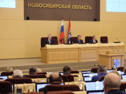 Депутаты Законодательного Собрания единогласно одобрили кандидатуры членов Правительства Новосибирской области, внесённые Губернатором