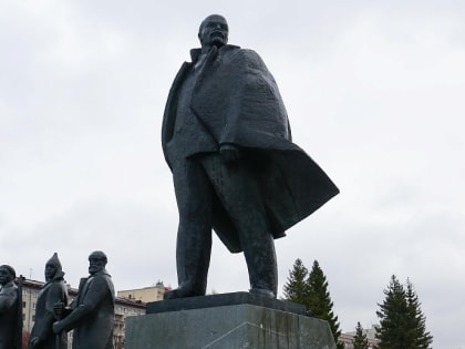 180 памятников из Центрального округа обсудят с новосибирцами