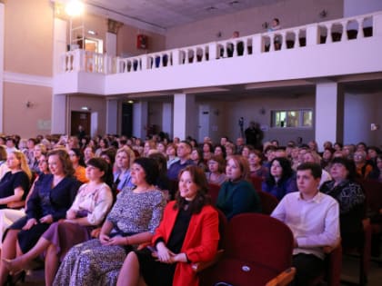 Закрытие муниципальных этапов Всероссийских конкурсов «Учитель года -2025» и «Воспитатель года – 2025»