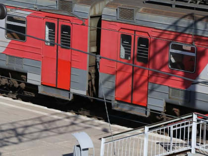 Расписание новосибирских электричек изменят из-за Дня народного единства