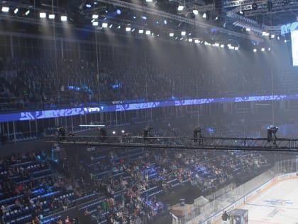 Мэр Кудрявцев побывал на Кубке Вызова МХЛ в Новосибирске