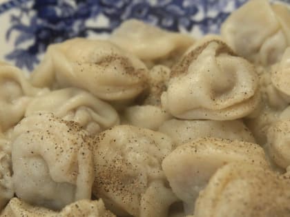 Продегустировать пельмени после каникул зовут новосибирцев