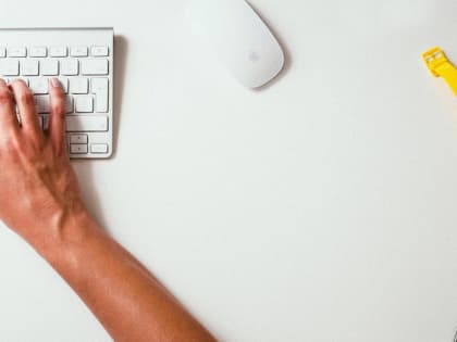 Кто в Новосибирске получает зарплаты выше рынка