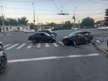 В Новосибирске трехлетняя девочка пострадала в ДТП