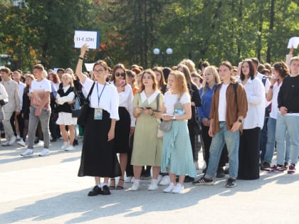 НГУЭУ объявляет о запуске официального телеграм-канала для первокурсников