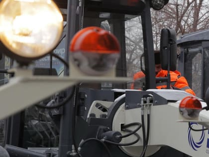 Полсотни новых машин для уборки улиц придёт в Новосибирск к 1 августа