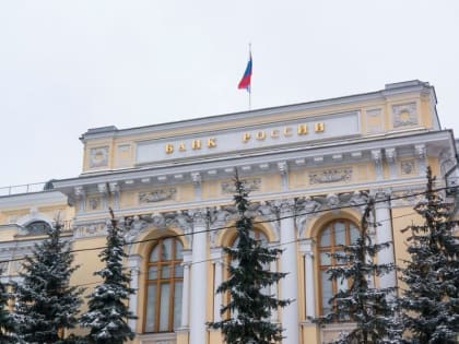 Возвращать похищенные мошенниками деньги обяжут банки