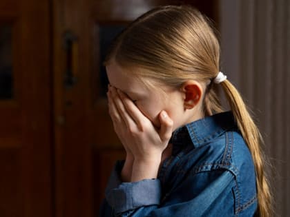 Из-за видеокамеры в лифте полиция приехала к новосибирской многодетной маме