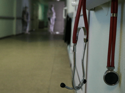 Стало известно, как себя чувствует 7-летняя жертва маламута из Кольцово