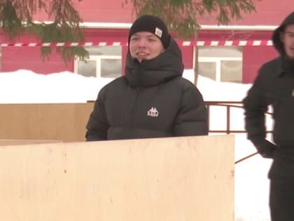 Увлекательную битву снежками устроили студенты НГТУ в Татьянин день