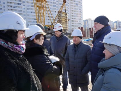 «Единая Россия» контролирует строительство поликлиники в Кировском районе Новосибирска