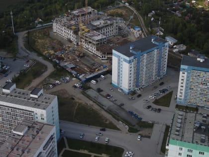 Власти проконтролируют затянувшуюся стройку в Плющихинском и Просторном