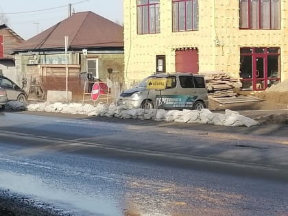 В ночь на 5 апреля большой объём воды сошёл с аэродрома в Бердске
