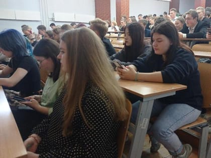 Жители Новосибирской области написали цифровой диктант