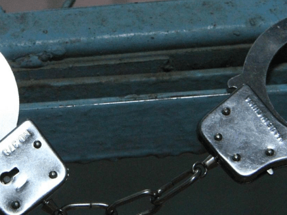 Вора-карманника разыскивают в Новосибирске