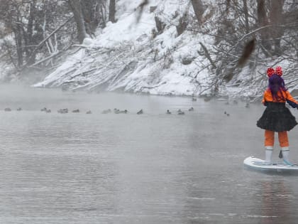 Спасатели советуют не плавать по Оби в пуховиках и карнавальных костюмах